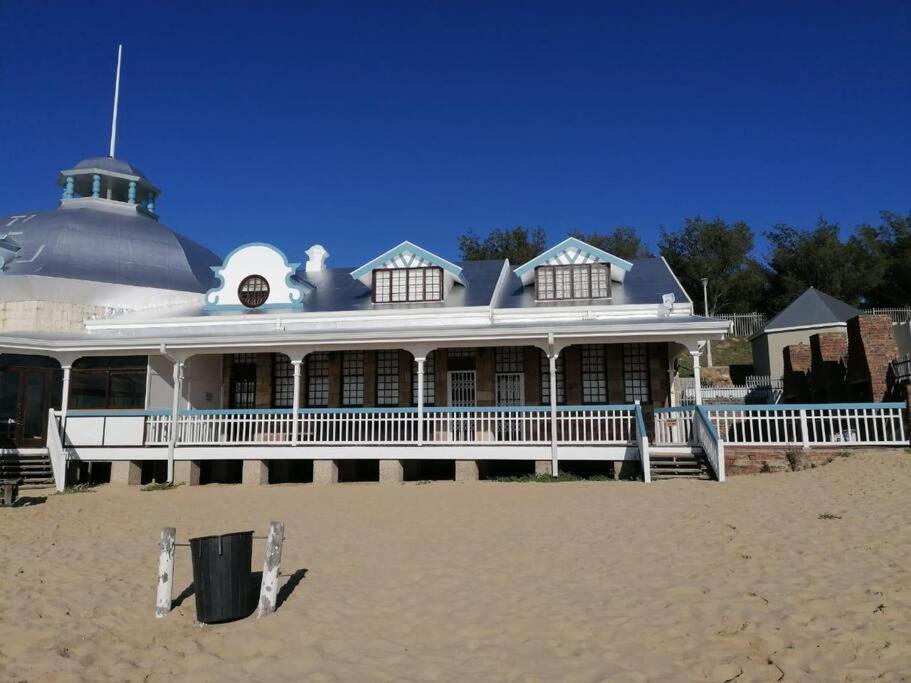 Santos Beach Pavilion E Mossel Bay Exterior photo